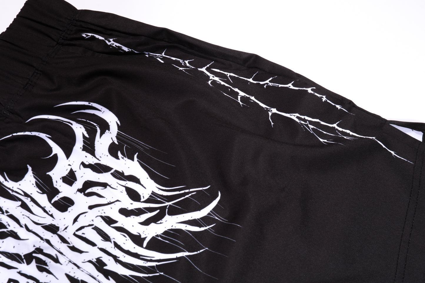 Caught In The Thorns Shorts (Black)