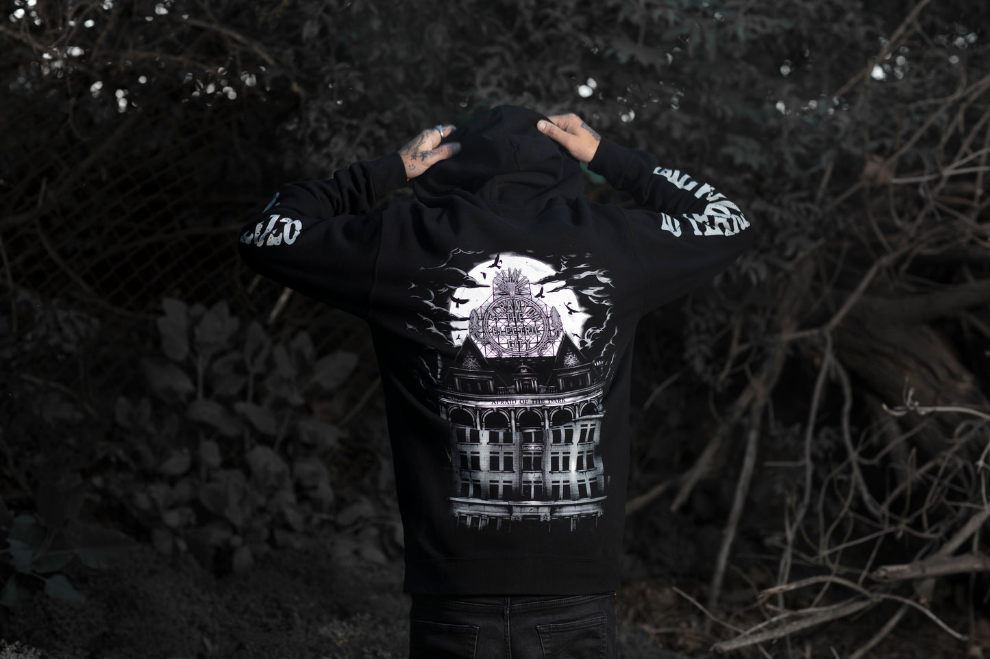 Throwback Logo Zip Up Hoodie (Black)